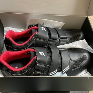 Peloton Cycling Shoes (Size 41) New in Box - Never Work